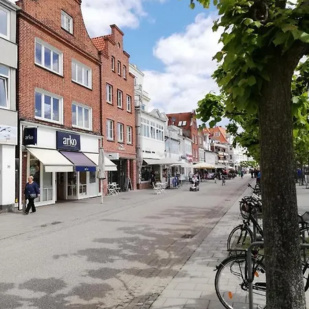 Pematra Haus Waterkant - Fewo Koje Lübeck Extérieur photo